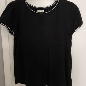 black slightly cropped tee
